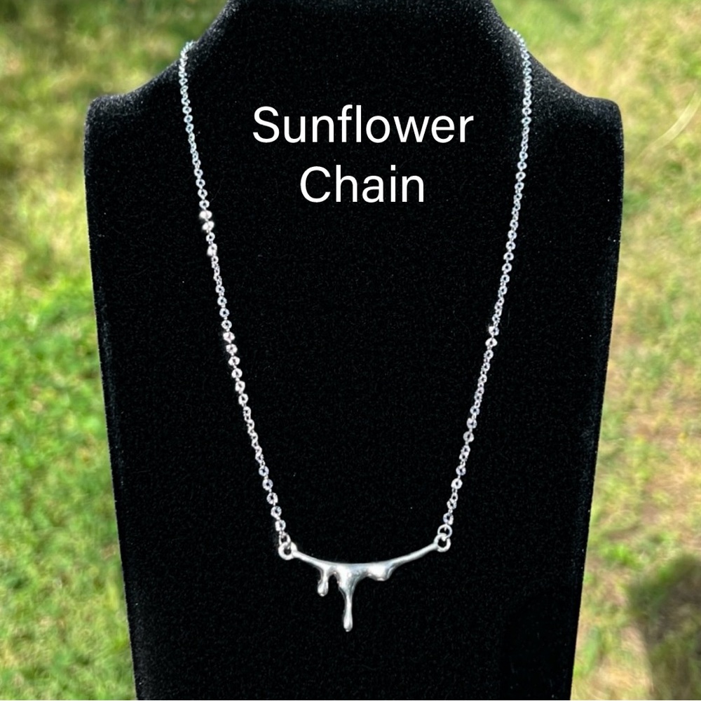 Dripping in Silver Necklace - Picture 6 of 10